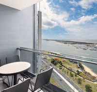 Meriton Suites Southport - Accommodation NT