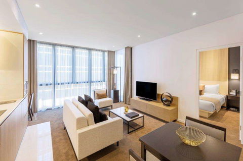 SKYE Suites Sydney - Accommodation NT 2