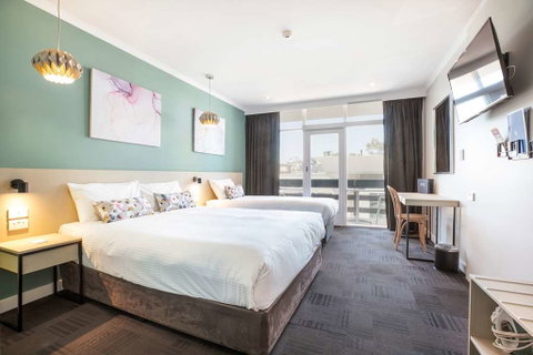 Watermark Glenelg - Accommodation NT 2