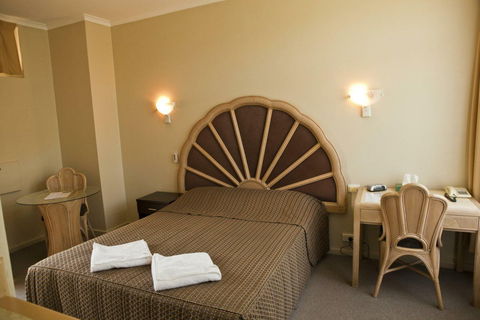 Dawson Motor Inn - Accommodation NT 1