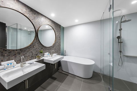 Vibe Hotel Canberra - NT Tourism 5