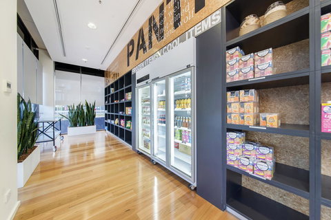 Abode Woden - Accommodation NT 6