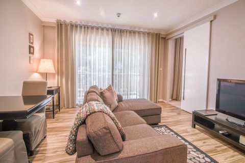 De Russie Boutique Hotel - Accommodation NT 17