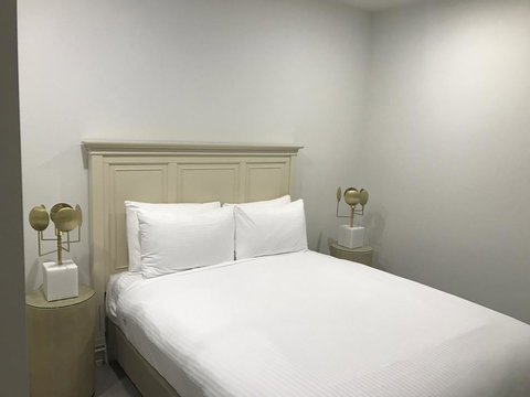 Knightsbridge Canberra - Accommodation NT 19