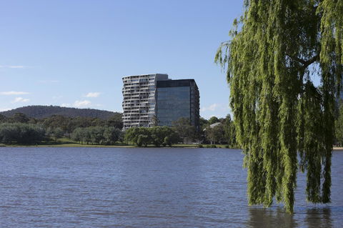 Ovolo Nishi - Accommodation NT 18