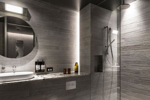 Ovolo Nishi - Accommodation NT 32
