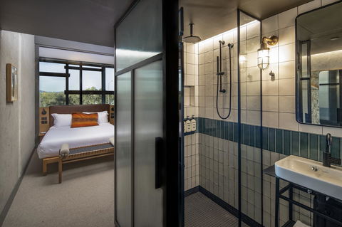 Ovolo Nishi - Accommodation NT 8