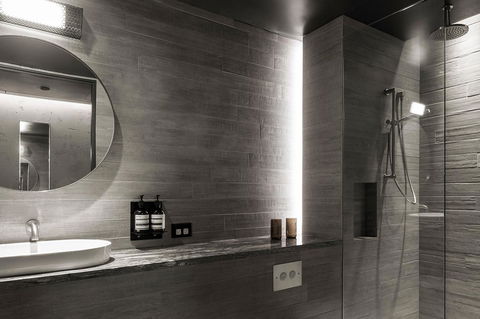 Ovolo Nishi - Accommodation NT 27