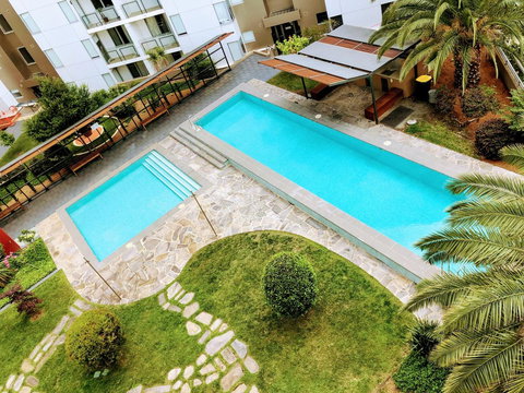 Staying Places - The Avenue - Accommodation NT 8