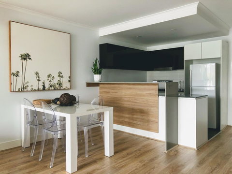 Staying Places - The Avenue - Accommodation NT 6