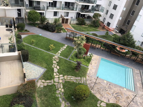 Staying Places - The Avenue - Accommodation NT 2