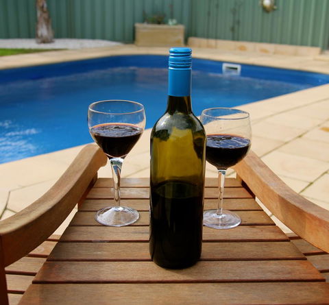 Lure Bed And Breakfast - NT Tourism 10