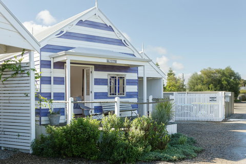 Beach Huts Middleton - NT Tourism 39