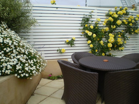 Beach Huts Middleton - NT Tourism 40