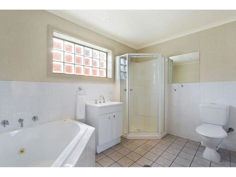 Heritage House Motel & Units - Accommodation NT 25