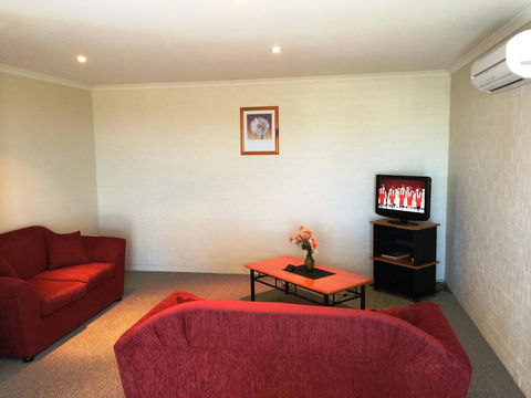 Heritage House Motel & Units - Accommodation NT 30