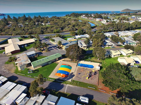 Victor Harbor Holiday Park - Accommodation NT 0