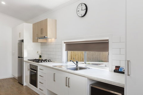 Victor Harbor Holiday Park - Accommodation NT 17