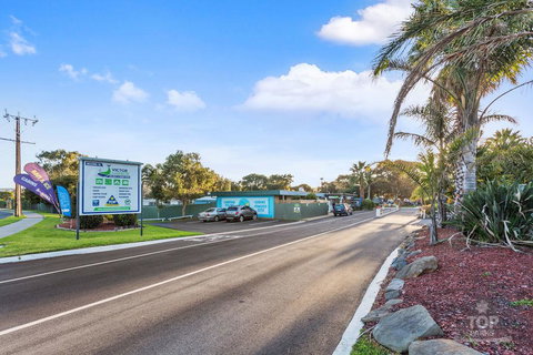 Victor Harbor Holiday Park - Accommodation NT 42