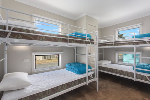 Victor Harbor Holiday Park - Accommodation NT 32