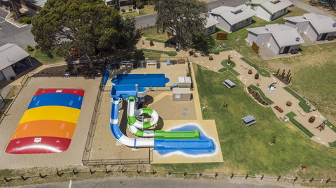 Victor Harbor Holiday Park - Accommodation NT 10