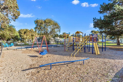 Victor Harbor Holiday Park - Accommodation NT 44