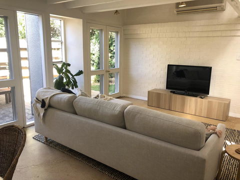 The Loft - Beautiful Central Barossa Apartment - NT Tourism 1