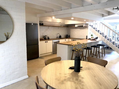 The Loft - Beautiful Central Barossa Apartment - NT Tourism 6