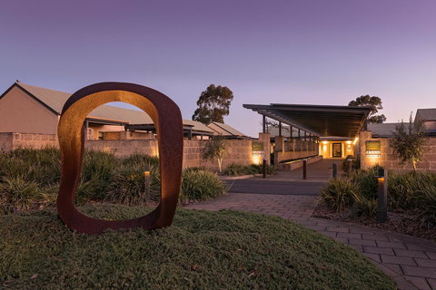 The Louise - Accommodation NT 26