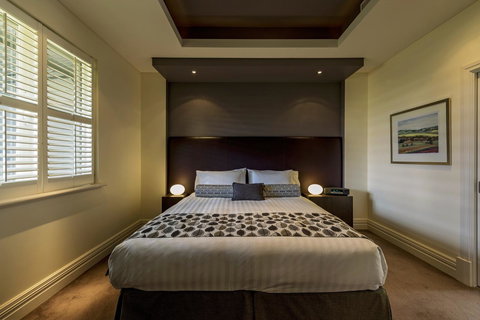 The Louise - Accommodation NT 11