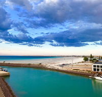 Ocean View Luxury Apartment  Suite - Accommodation NT