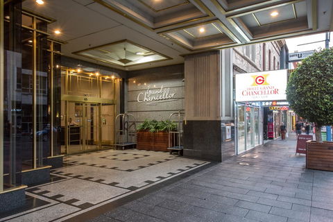 Hotel Grand Chancellor Adelaide - NT Tourism 0