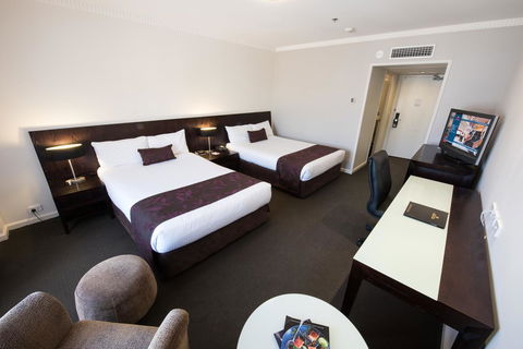 Hotel Grand Chancellor Adelaide - NT Tourism 1