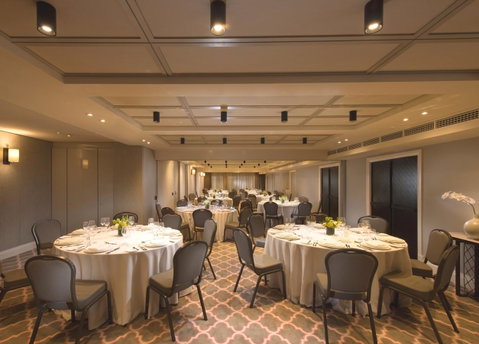 Mayfair Hotel - Accommodation NT 19