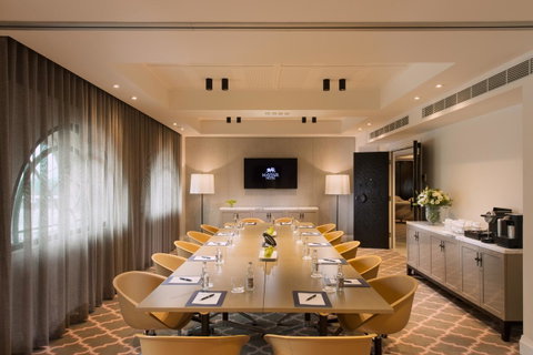 Mayfair Hotel - Accommodation NT 18