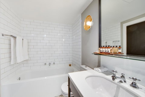 Mayfair Hotel - Accommodation NT 1
