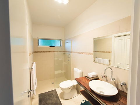 S T U D I O 22 Peaceful Retreat With Garden Views - Accommodation NT 6