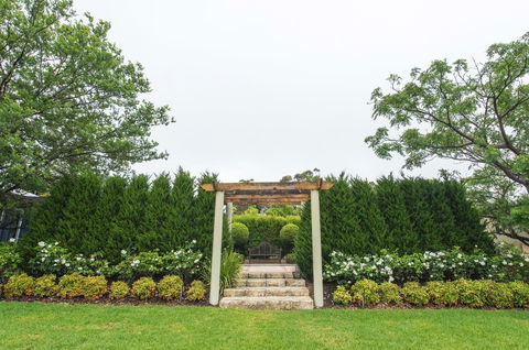 S T U D I O 22 Peaceful Retreat With Garden Views - Accommodation NT 10
