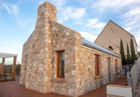 Lucy's Cottage - Accommodation NT 16