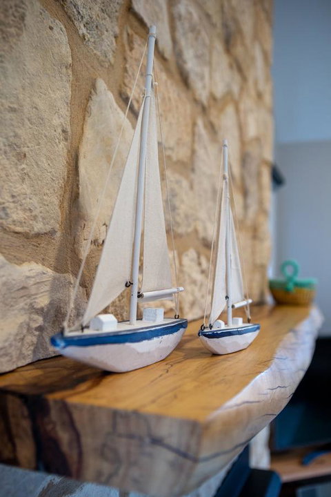 Lucy's Cottage - Accommodation NT 13