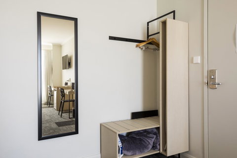 Nightcap At Finsbury Hotel - Accommodation NT 2