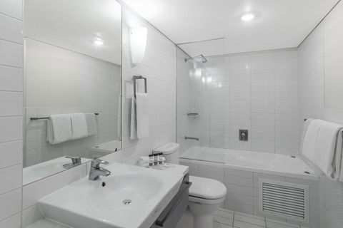 Oaks Adelaide Horizons Suites - NT Tourism 4