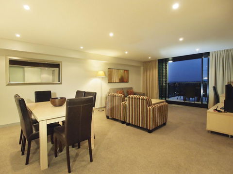 Oaks Adelaide Horizons Suites - NT Tourism 12