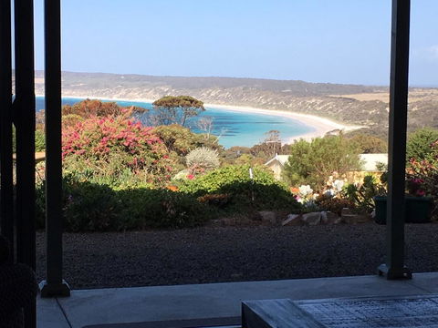 Emu Bay Holiday Homes - Accommodation NT 31