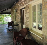 Hillside Cottage - NT Tourism
