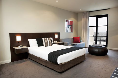 Mantra Hindmarsh Square - Accommodation NT 12