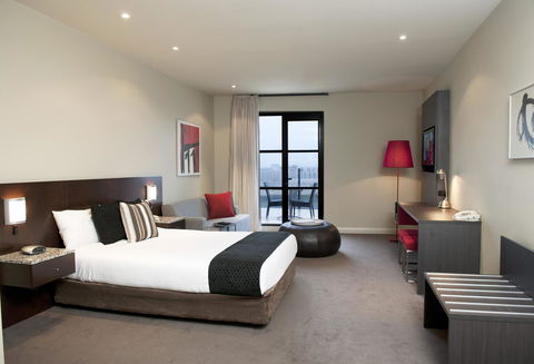 Mantra Hindmarsh Square - Accommodation NT 11