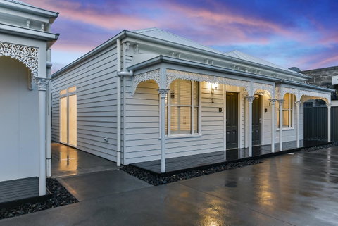 Aloha Central Luxury Apartments - Accommodation NT 21