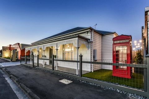 Aloha Central Luxury Apartments - Accommodation NT 0