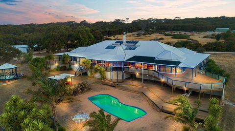 Doyles On The Bay - Accommodation NT 1